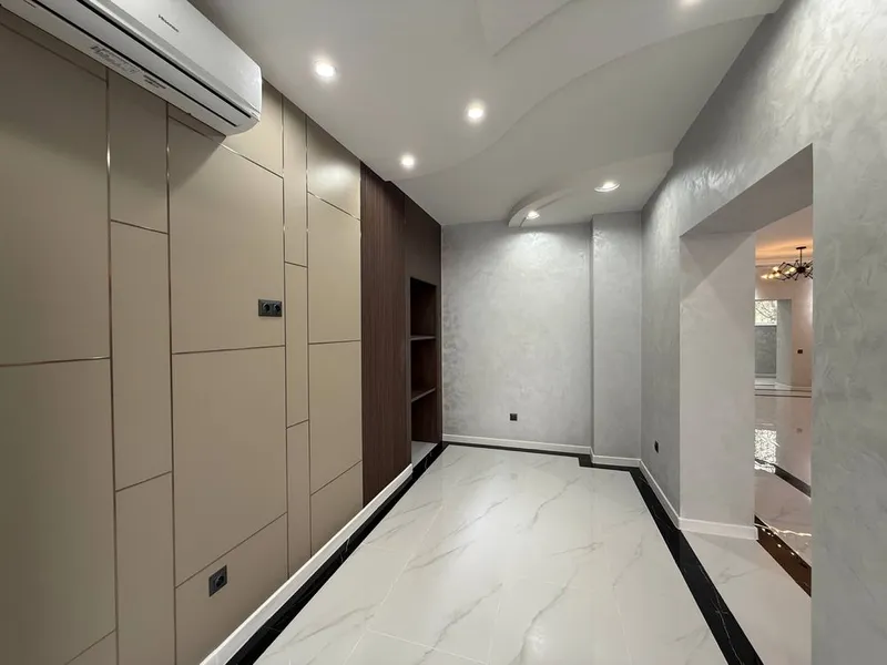 Аренда • 110 м² • 2 комнаты • Новомосковская 6