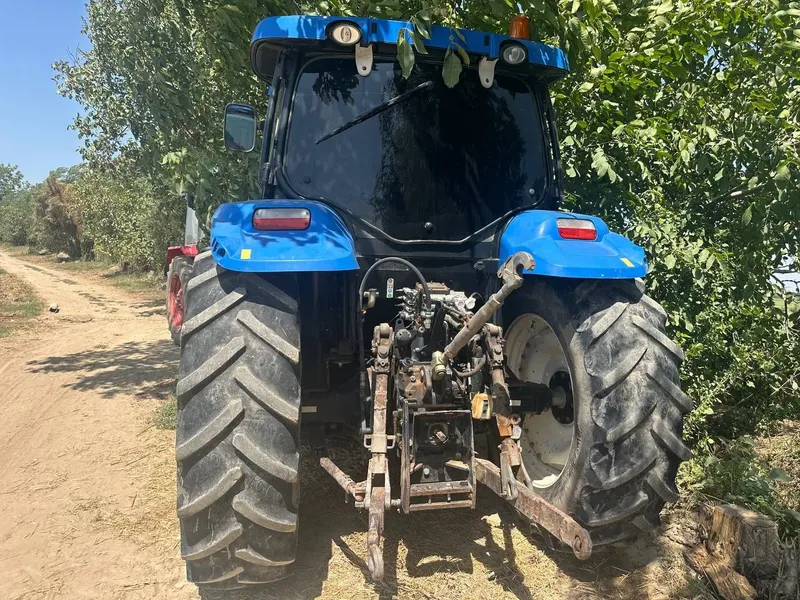 Traktor "New Holland T6070 + 4 korpusli Sukov plug | 5973 motosoat" 1 Traktor "New Holland T6070 + 4 korpusli Sukov plug | 5973 motosoat" 1