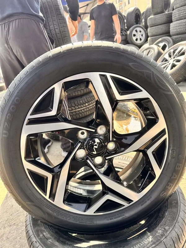 Оригинальные диски и шины для Kia Sonet 3 Оригинальные диски и шины для Kia Sonet 3