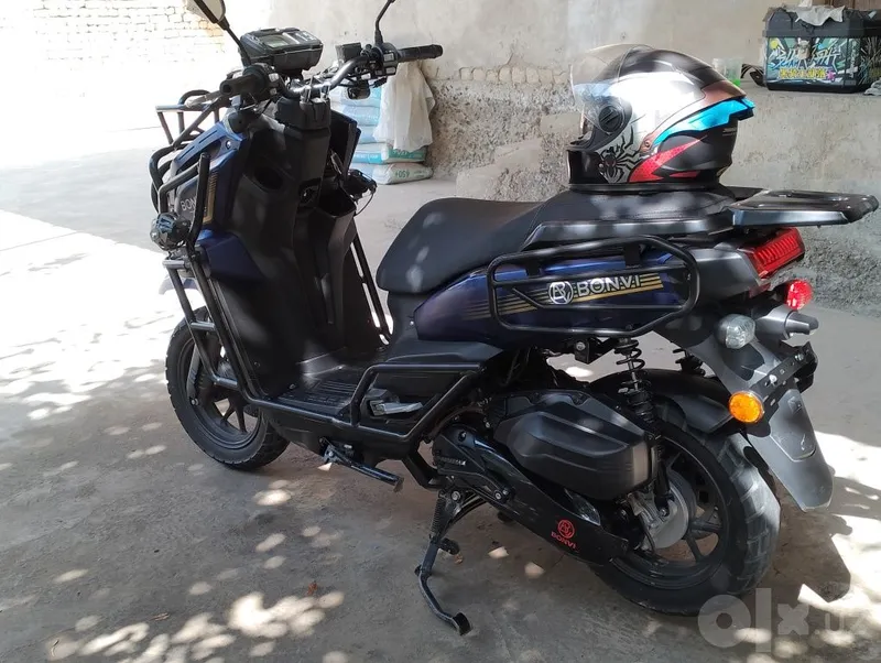 Tank 2 moto 150cc holati ideal yurgan masofasi 1800km maks tezlik 100h 4 Tank 2 moto 150cc holati ideal yurgan masofasi 1800km maks tezlik 100h 4