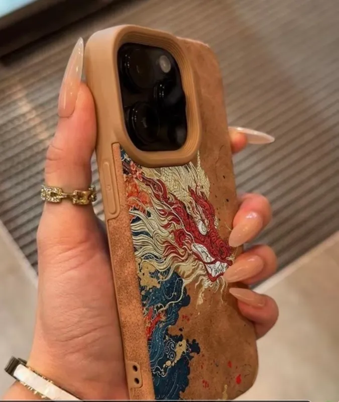 Чехлы для IPhone 17 Pro Max