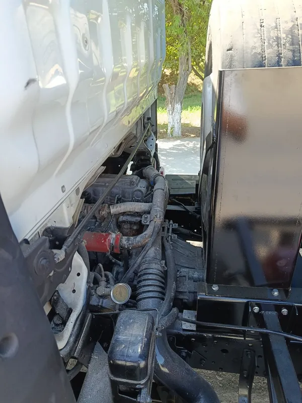 Isuzu Samosval sotiladi moshina Radnoy 5 Isuzu Samosval sotiladi moshina Radnoy 5