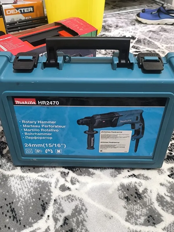MAKITA HR2470 original 2 MAKITA HR2470 original 2