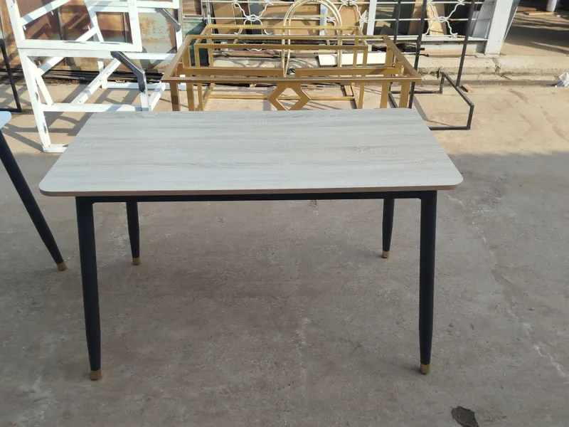 stol oshxona mehmonhonlar uchun — фото 1