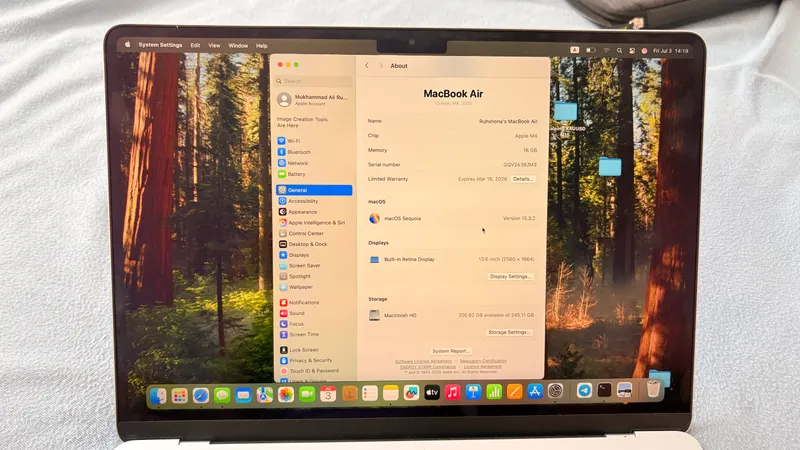 MacBook Air M4 (2025) MacBook Air M4 (2025)