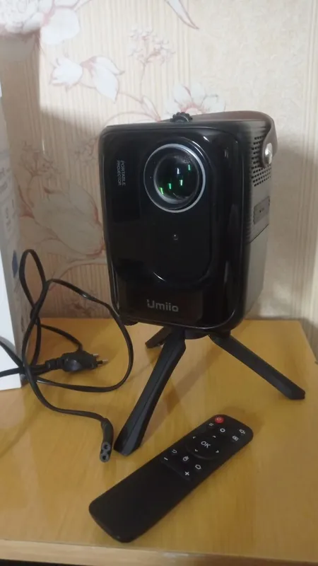 Проектор, для просмотра видео(Umiio) 3 Проектор, для просмотра видео(Umiio) 3