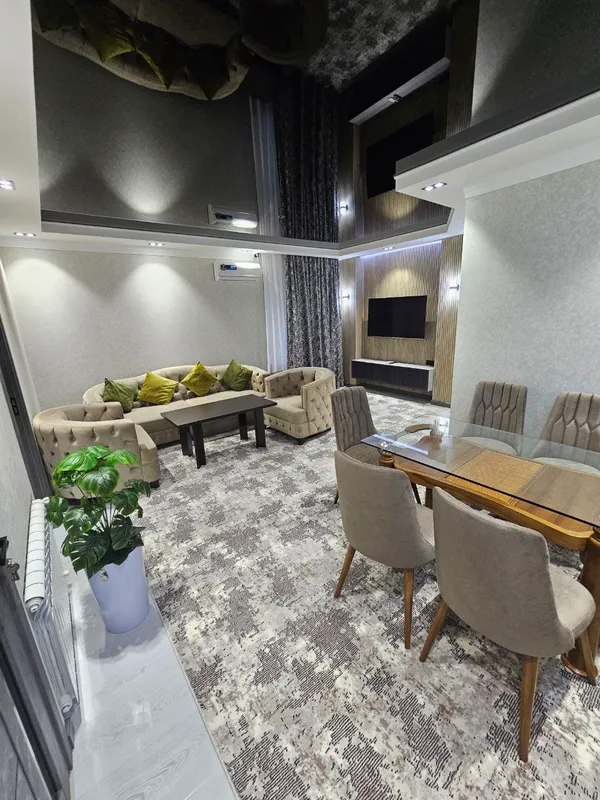 3-комнатная квартира, 102 м², 3/4 этаж (вторичка)