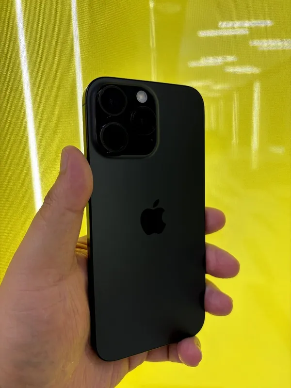 Iphone 16 pro Max 100% yomkost sotiladi