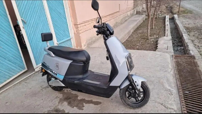 Скутер AIMA A723 2 Скутер AIMA A723 2