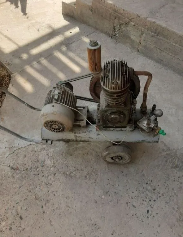 Срочно Kompressor 380 volt ishlashi yaxshi kere bomagani uchun sotilv 3
