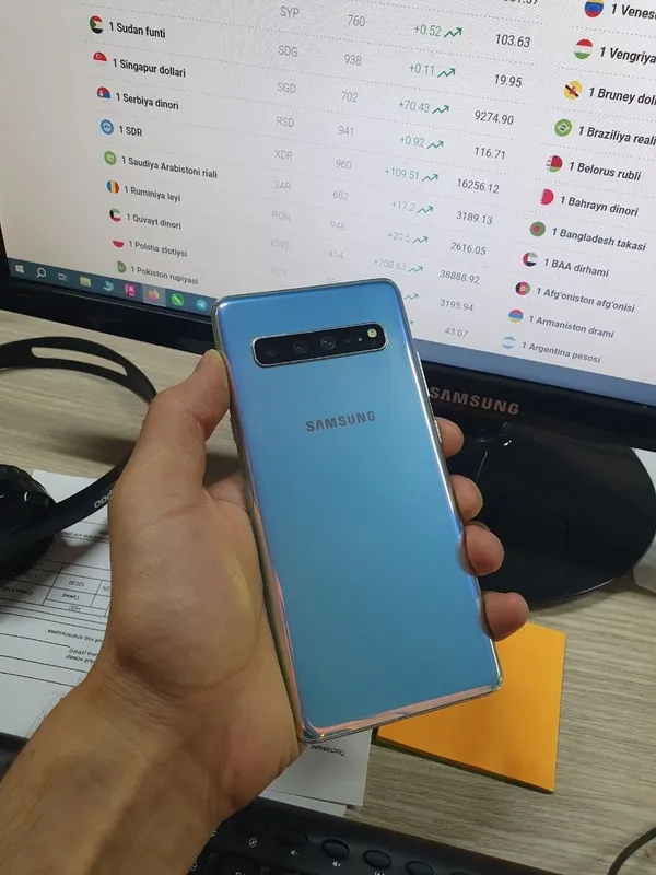 Samsung S10 5G 256gb ideall 1 Samsung S10 5G 256gb ideall 1