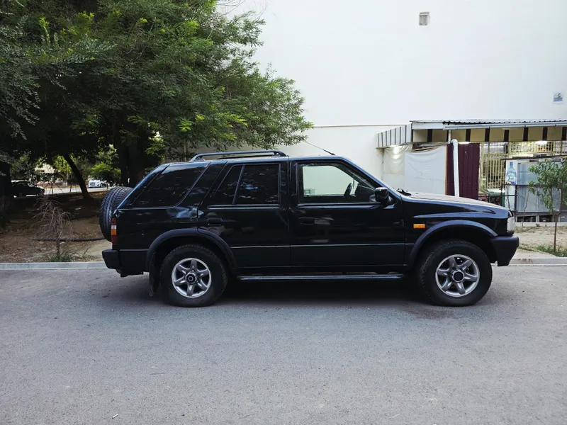 Opel Frontera A jeep 1995 3 Opel Frontera A jeep 1995 3
