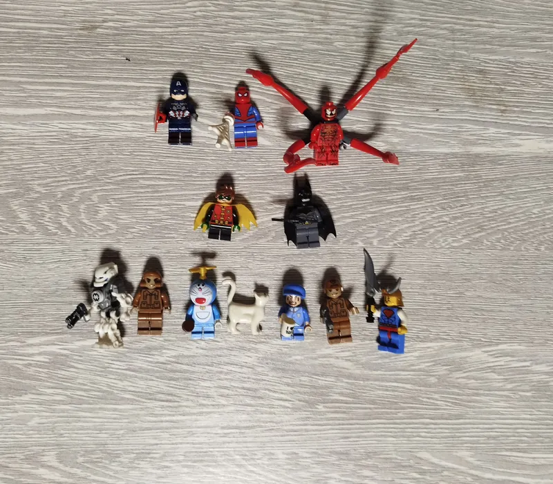 LEGO minifiguralari 3 LEGO minifiguralari 3