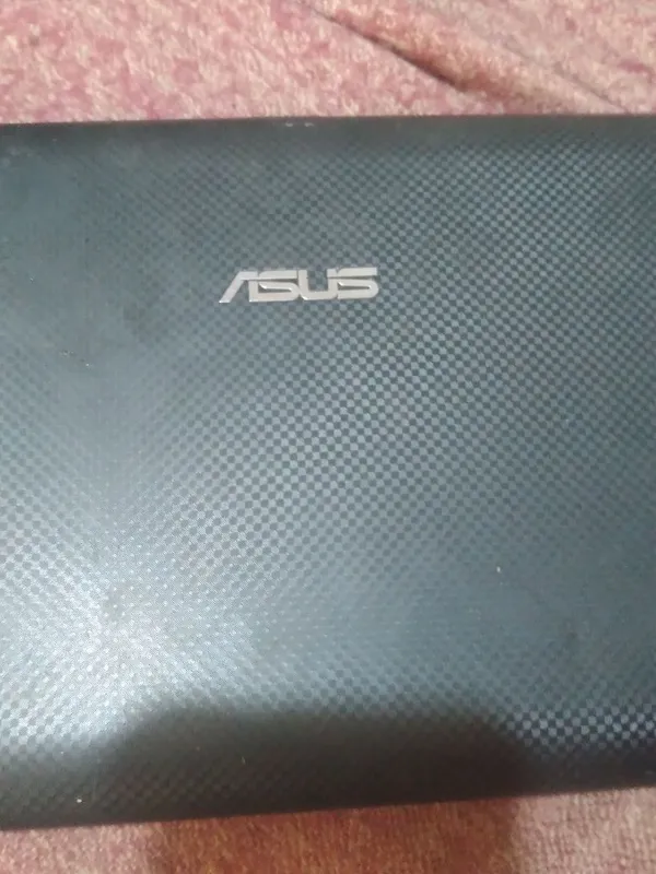 ASUS нетбук рабочий 3 ASUS нетбук рабочий 3