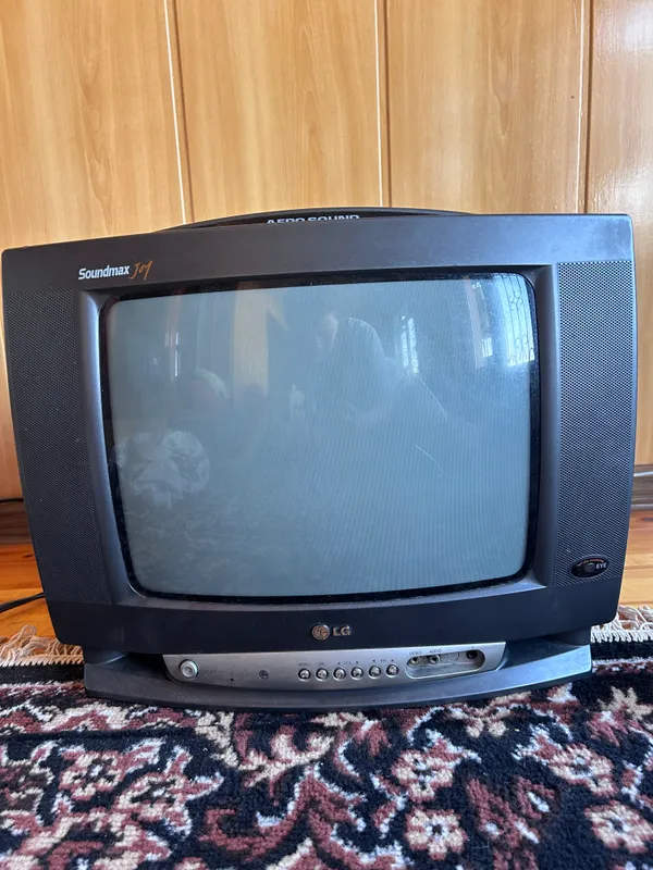 Televizor LG (лж) holati yaxshi ko’rsatadi 2 Televizor LG (лж) holati yaxshi ko’rsatadi 2