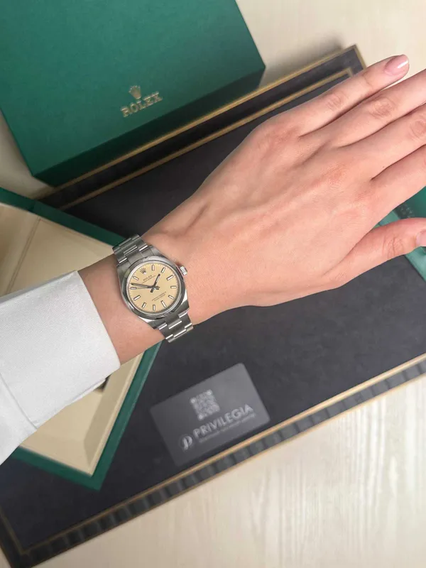 NEW Rolex Oyster Perpetual 31mm Steel beige 2