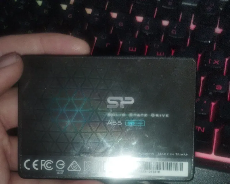 Продам ssd 128 в отличном состоянии — фото 1