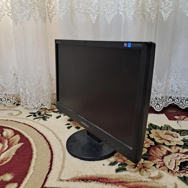 Samsung SyncMaster 943 — фото 1
