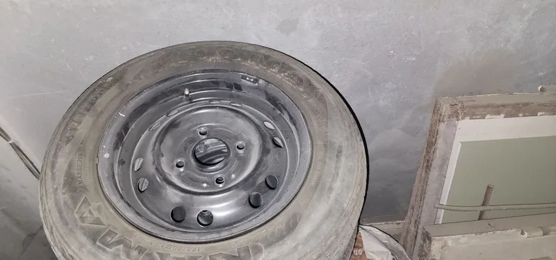R 13 diska baloni bilan sotiladi