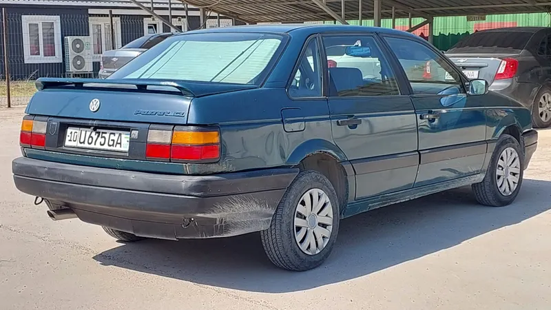 Продам волскваген пассат 1989г 3