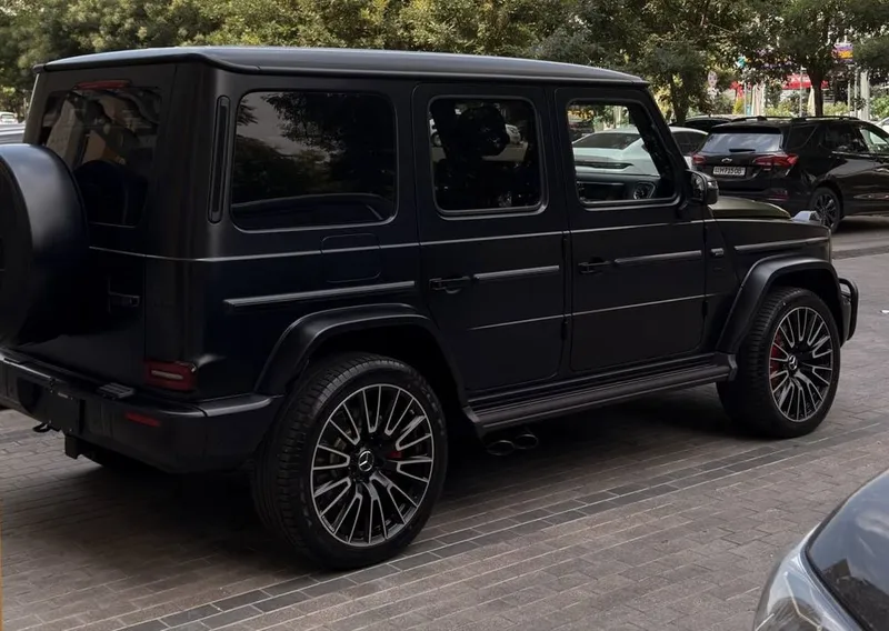 Mercedes-Benz G63 Manufactur 2026 год 3 Mercedes-Benz G63 Manufactur 2026 год 3