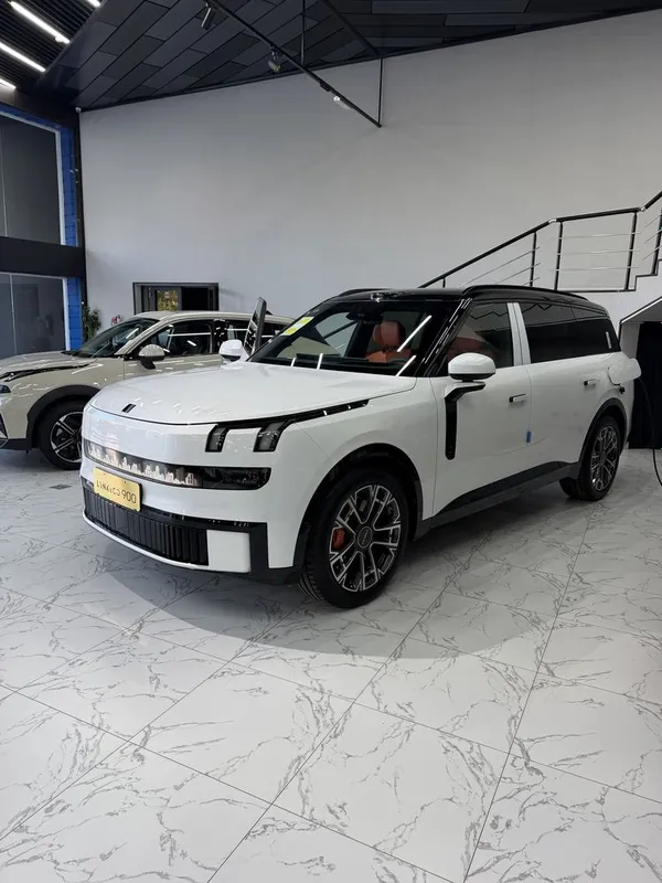Lyn&Co 2 турбо 2026 2 Lyn&Co 2 турбо 2026 2