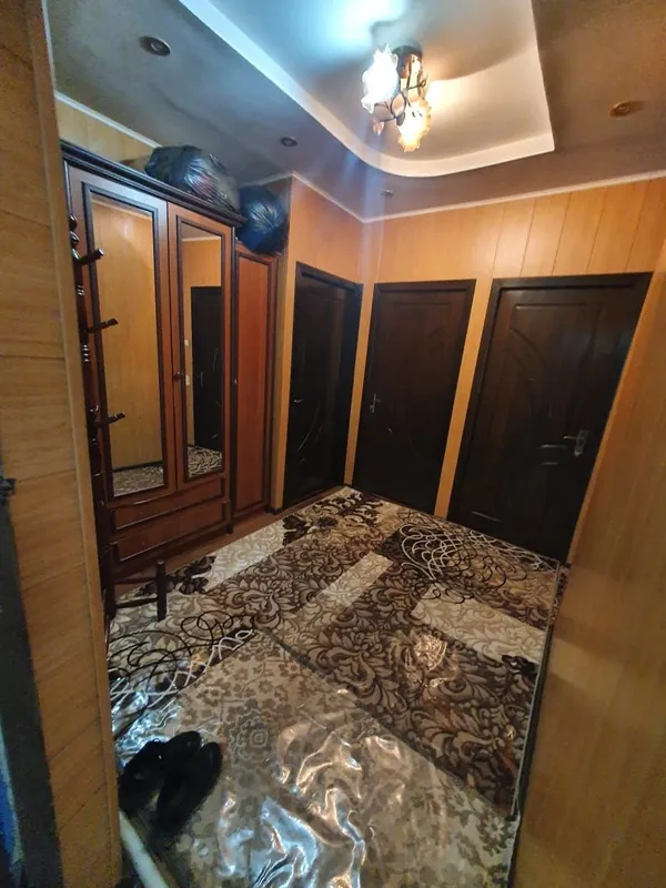 Продаётся 3-ёх комнатная квартира — фото 1