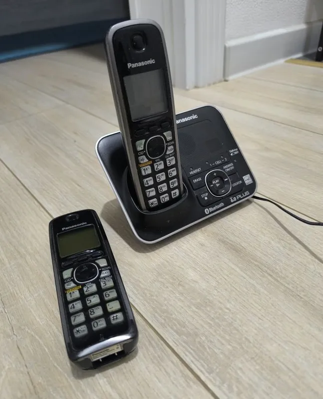 Panasonic simsiz shahar telefoni 1 Panasonic simsiz shahar telefoni 1