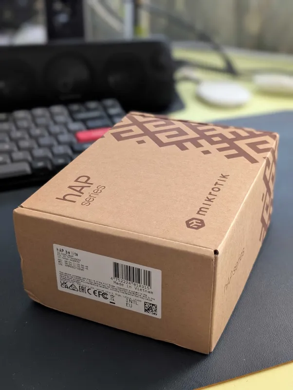 Роутер Mikrotik hAP be lite A42G-HbeP новый WiFi7 7 Роутер Mikrotik hAP be lite A42G-HbeP новый WiFi7 7