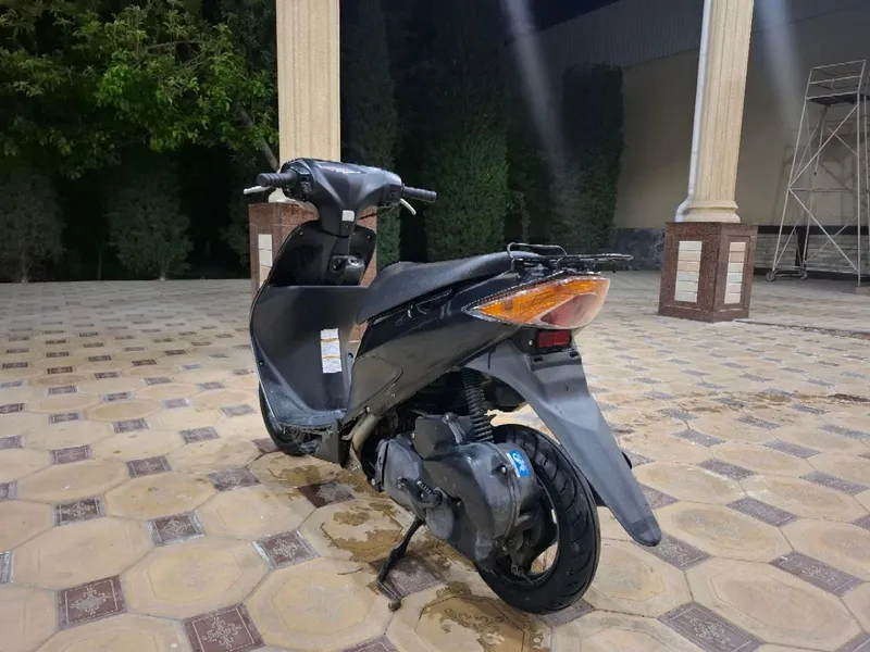 Suzuki skuter benzin