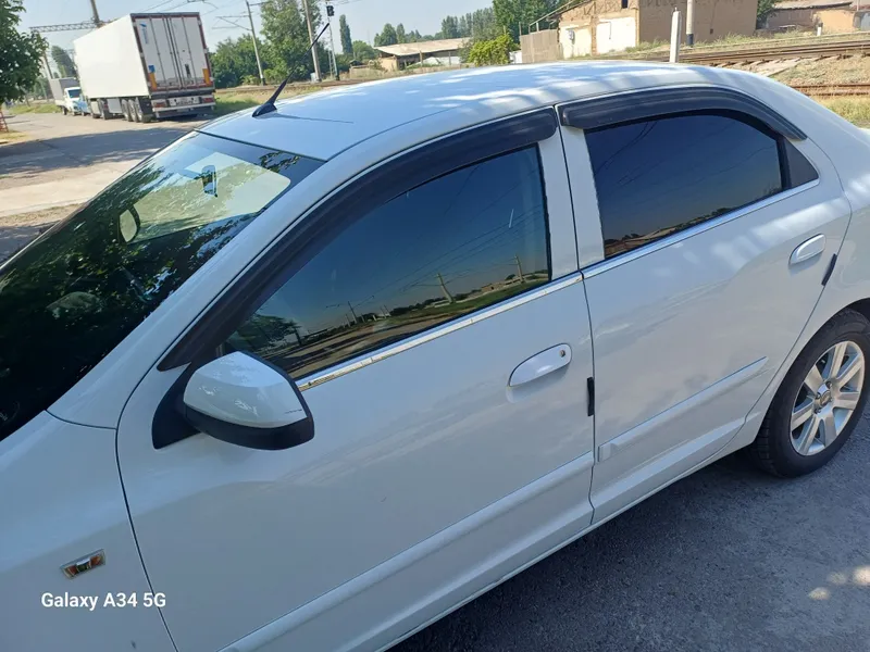 Chevrolet Cobalt 2
