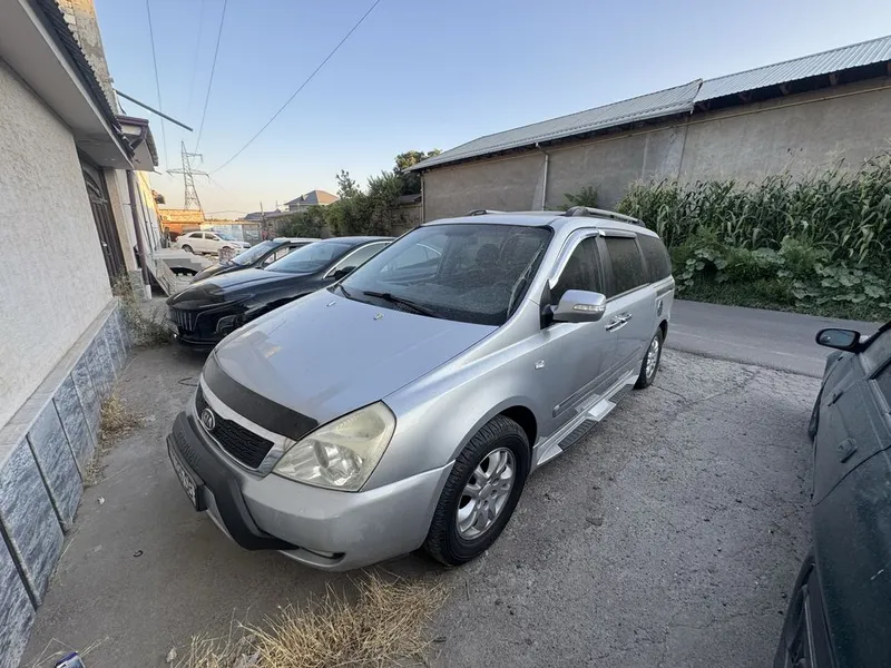 Kia CARNIVAL. extra long. Dizel 1