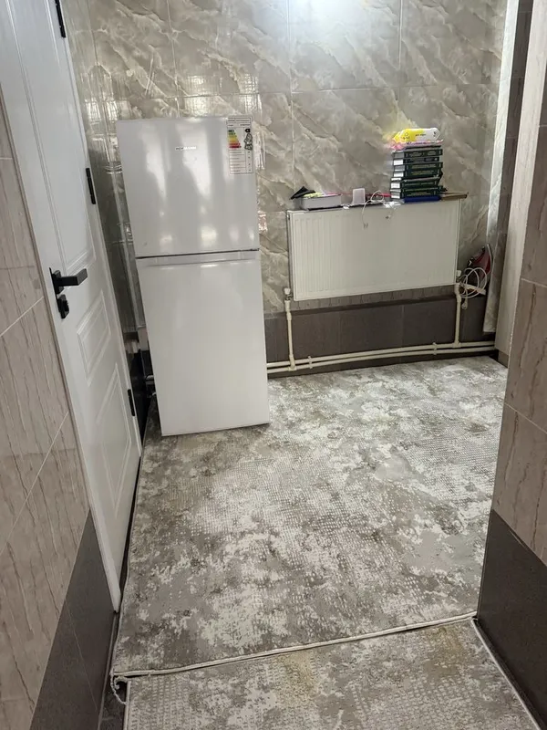 Срочно слаю участок свою в янгибазаре возе прокуратуре хокимият рядом