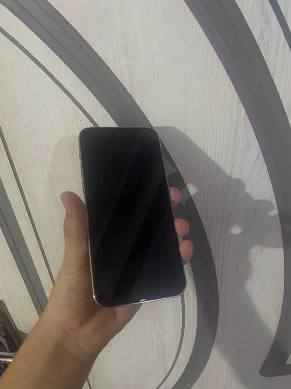 Iphone 12 pro 1 Iphone 12 pro 1