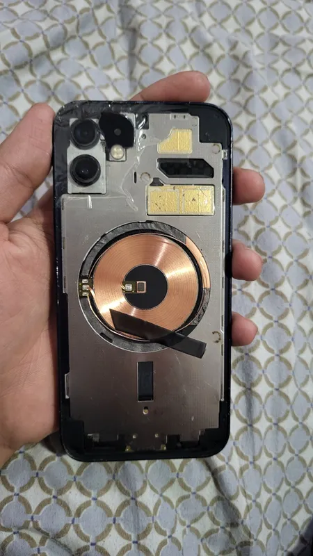 iPhone 12 заблокирован iCloud 2