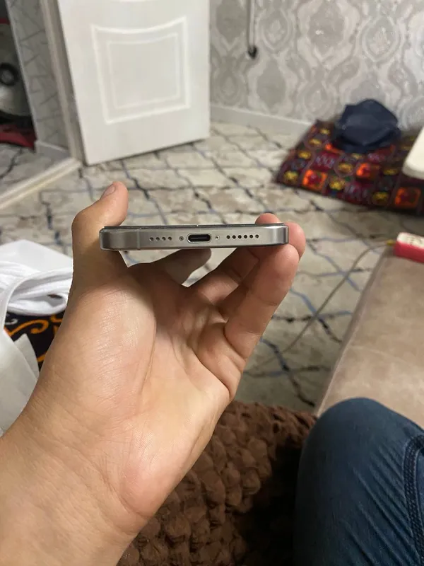 Iphone 15 pro max 2
