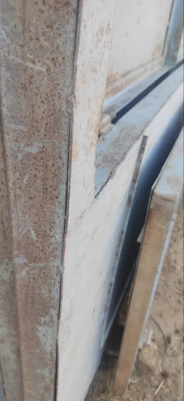 Darvoza sotiladi 4×3 qalinligi 0.2 ogirlik 1 tonnacha chiqadi 5