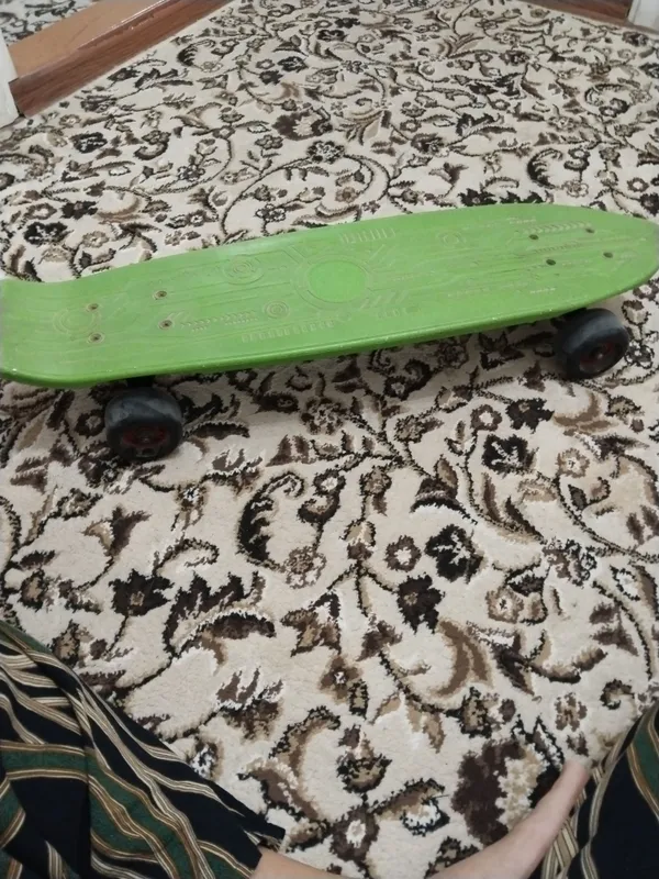 skateboard