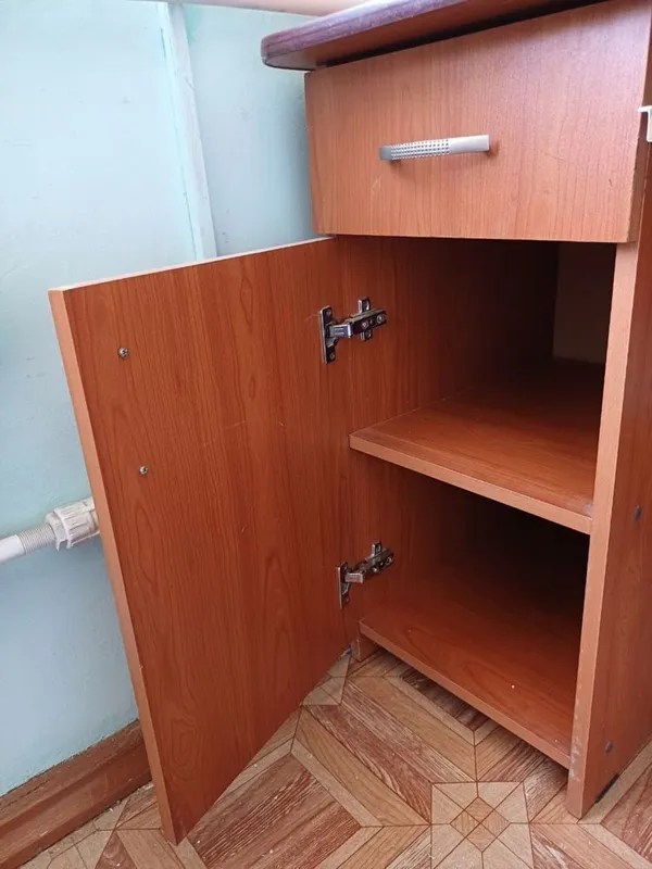 Компьютерный стол б/у 3