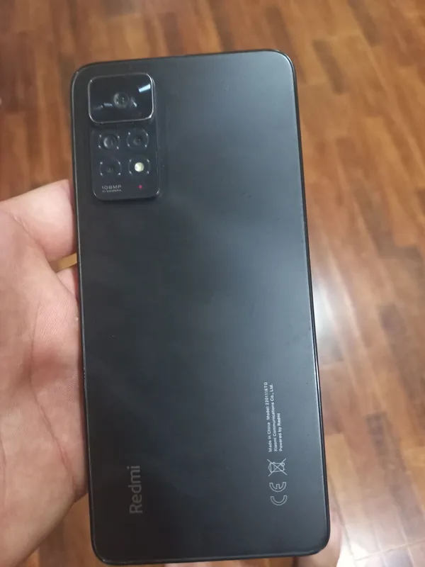 telefondi Holati yahshi hichyeri qiril Maga — фото 2