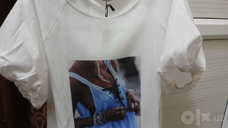 Белая кофточка с принтом. Турция.L-XL 2 Белая кофточка с принтом. Турция.L-XL 2