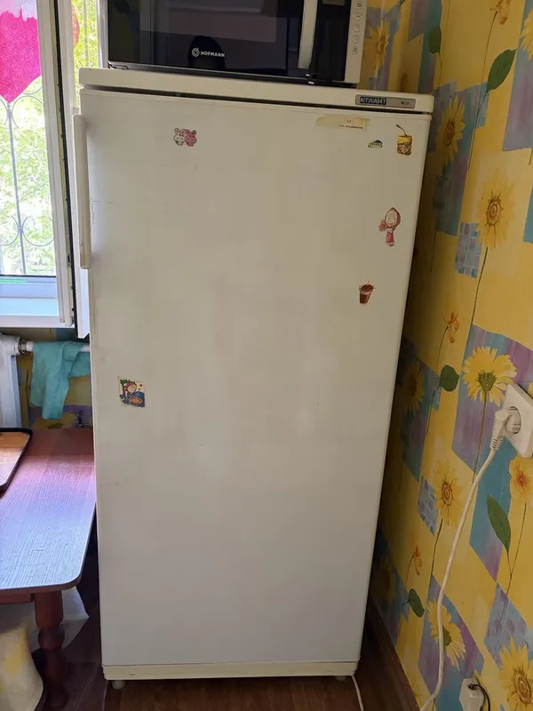 Продам холодильник Атлант