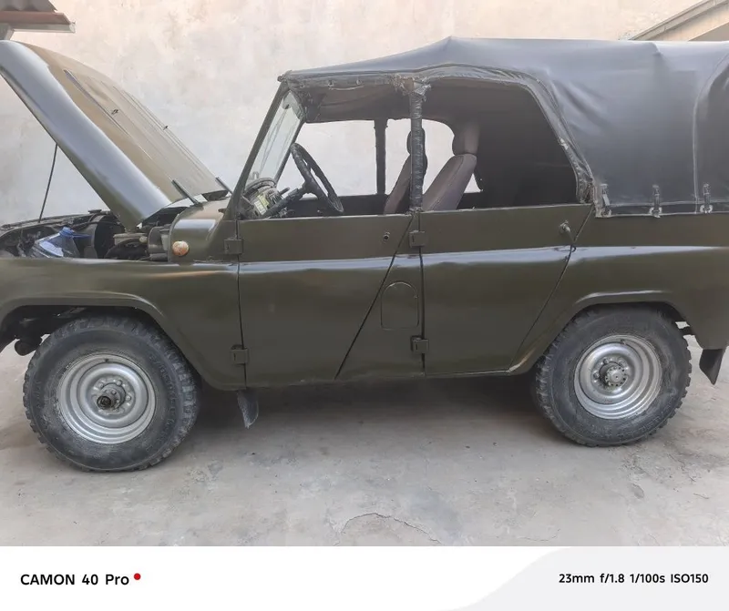Uaz sotiladi 1999 yil 4