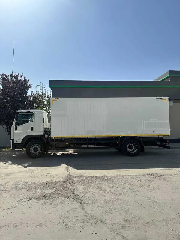 СРОЧНИЕ ЯНГИ ISUZU FVR 34Q 43м3 — 10 tonna 10 тонн фургон — фото 1