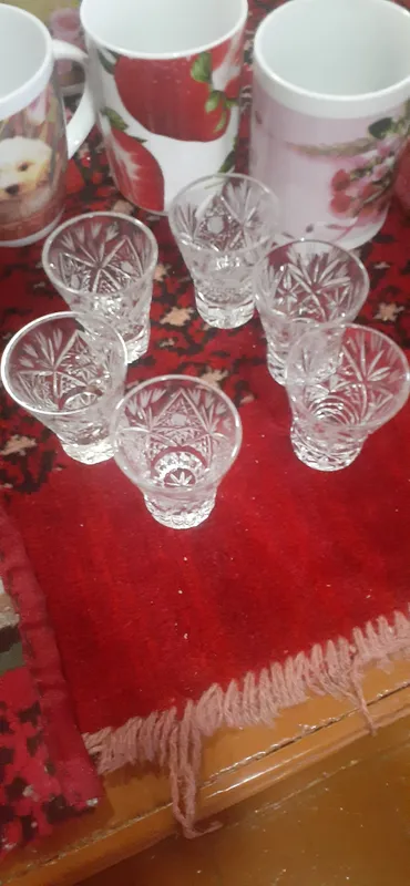 stakanchik hurustal sotiladi yengi tutilmagan 6ta
