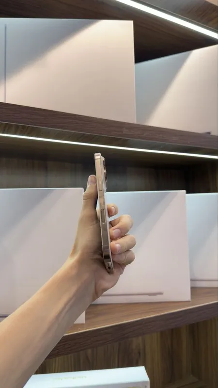 iphone 16 pro naxtka 4 iphone 16 pro naxtka 4