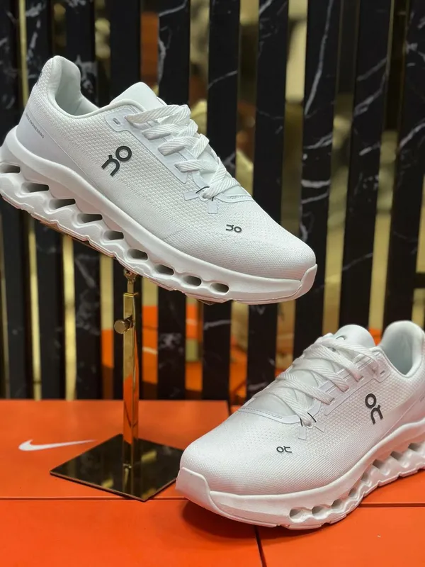 skecher — фото 1