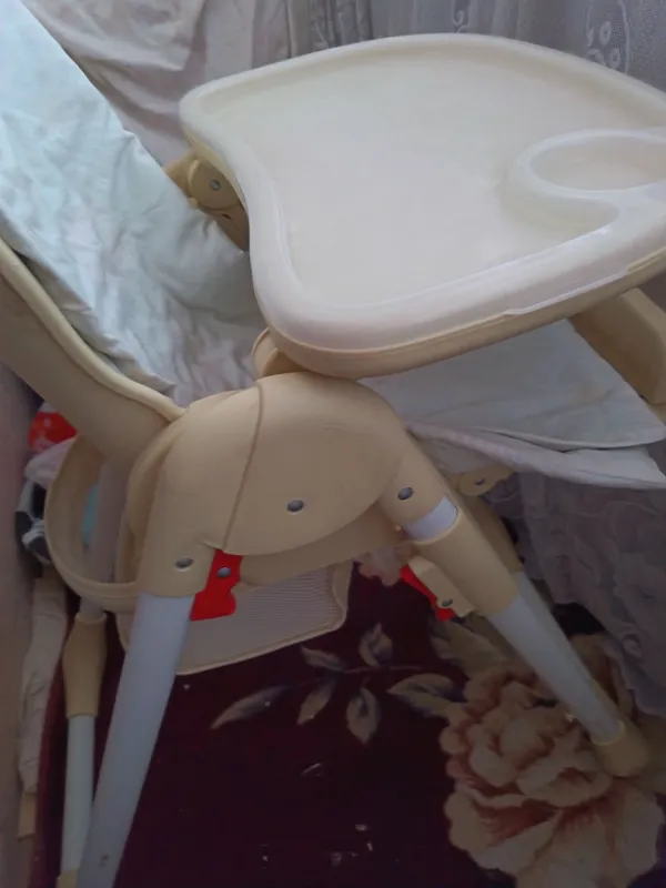 bolalar ovqatlanadigan stulchasi 2
