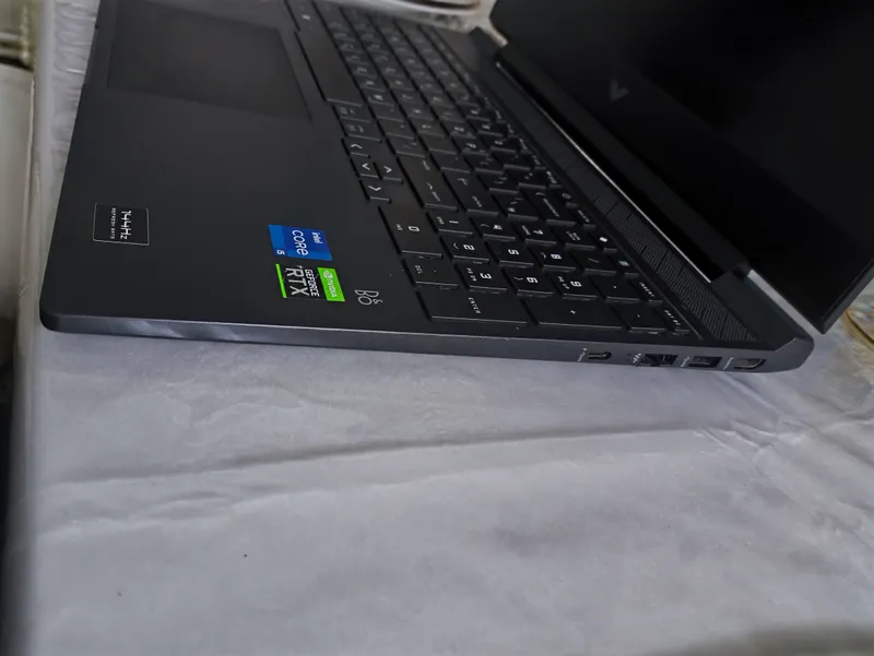 HP Victus rtx 3050 noutbuk 3 HP Victus rtx 3050 noutbuk 3