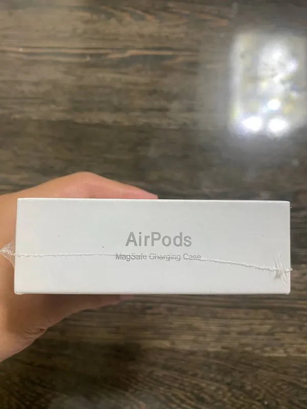 AirPods 3 4